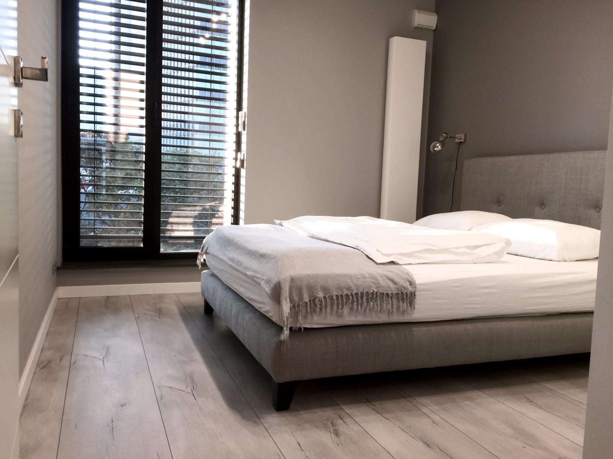 Fractal Guest Rooms - Poznan Centrum Andersia Square & Old Town エクステリア 写真
