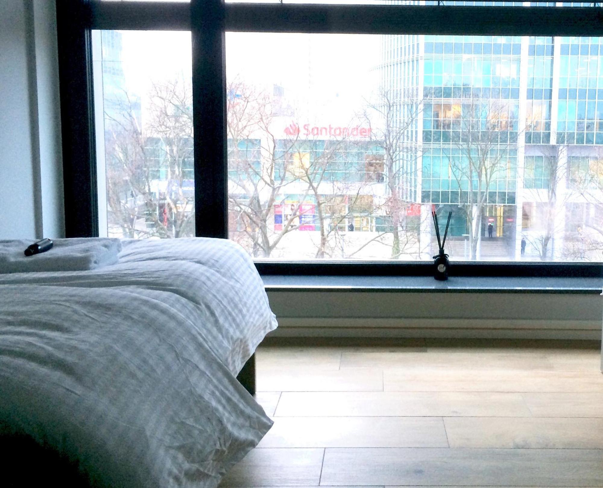 Fractal Guest Rooms - Poznan Centrum Andersia Square & Old Town 部屋 写真