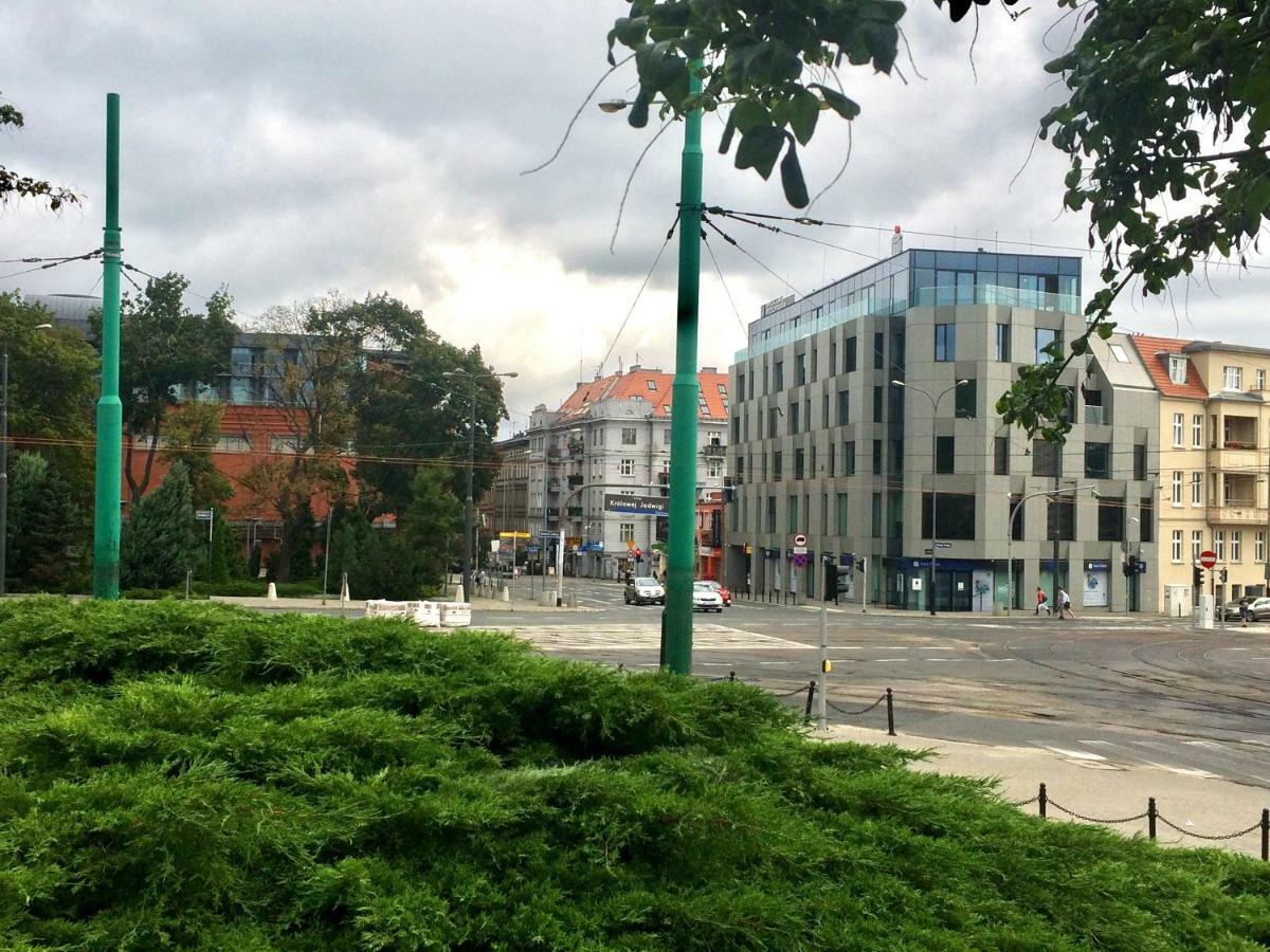 Fractal Guest Rooms - Poznan Centrum Andersia Square & Old Town エクステリア 写真
