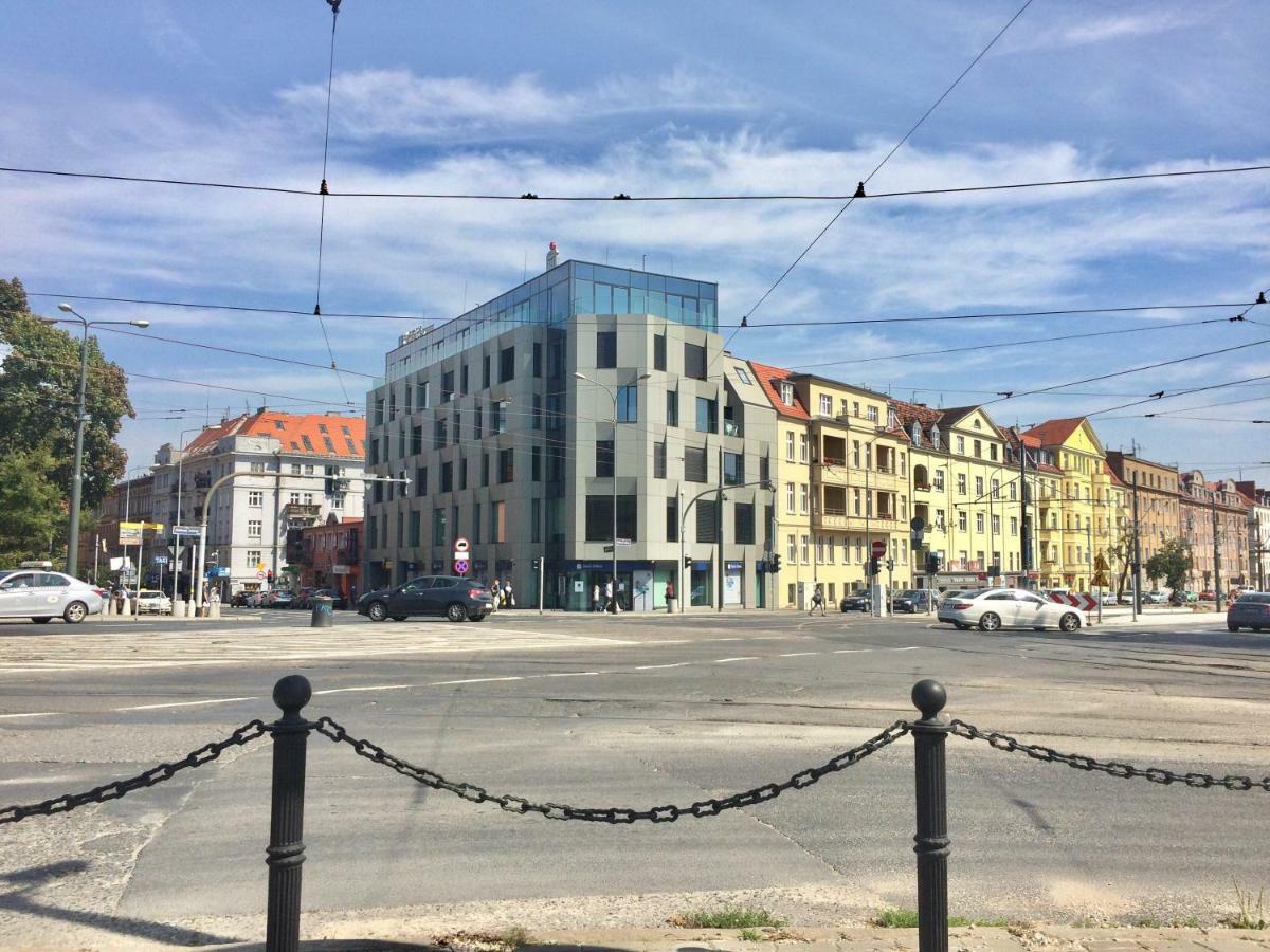 Fractal Guest Rooms - Poznan Centrum Andersia Square & Old Town エクステリア 写真