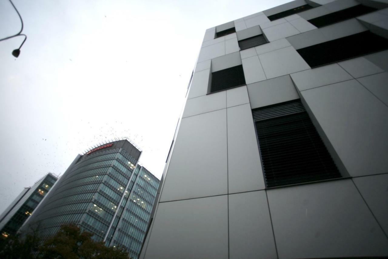 Fractal Guest Rooms - Poznan Centrum Andersia Square & Old Town エクステリア 写真